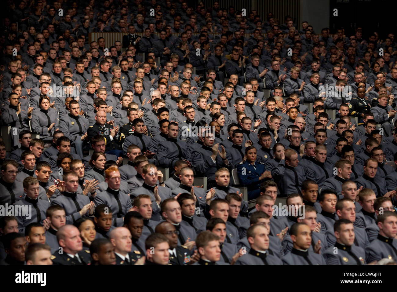 Cadets applaud President Barack Obama's speech on Afghanistan at the U ...