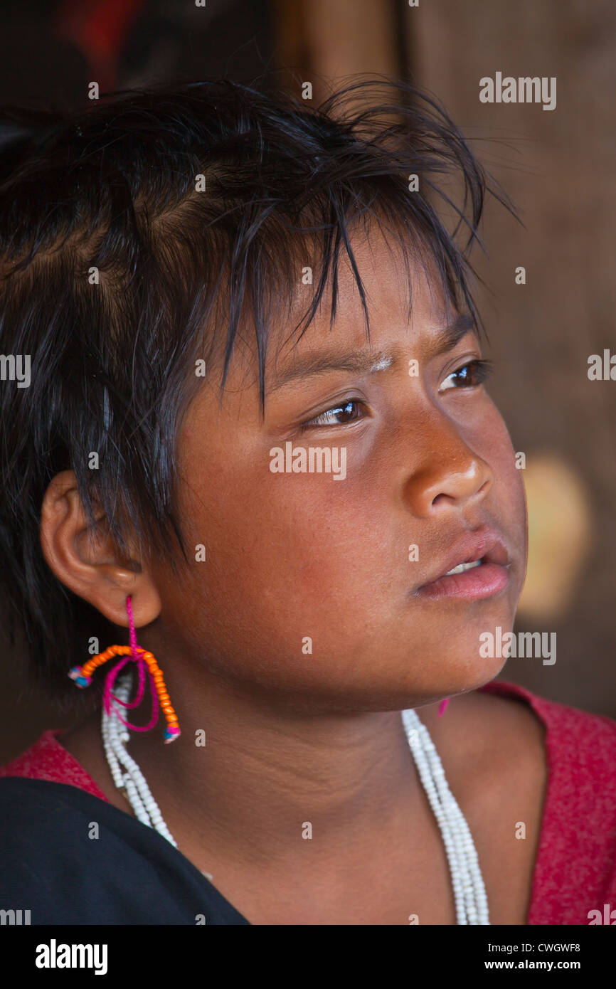A young girl of the ANN TRIBE in a village near KENGTUNG or KYAINGTONG - MYANMAR Stock Photo