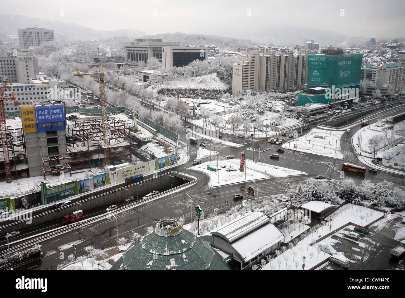 Seoul, overlooking a snowy intersection Stock Photo