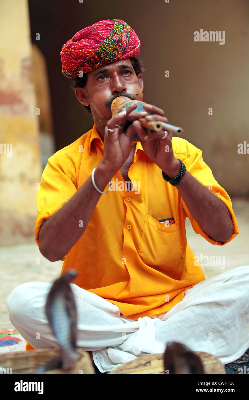 Snake Charmer playing Flute music Stock Photo - Alamy