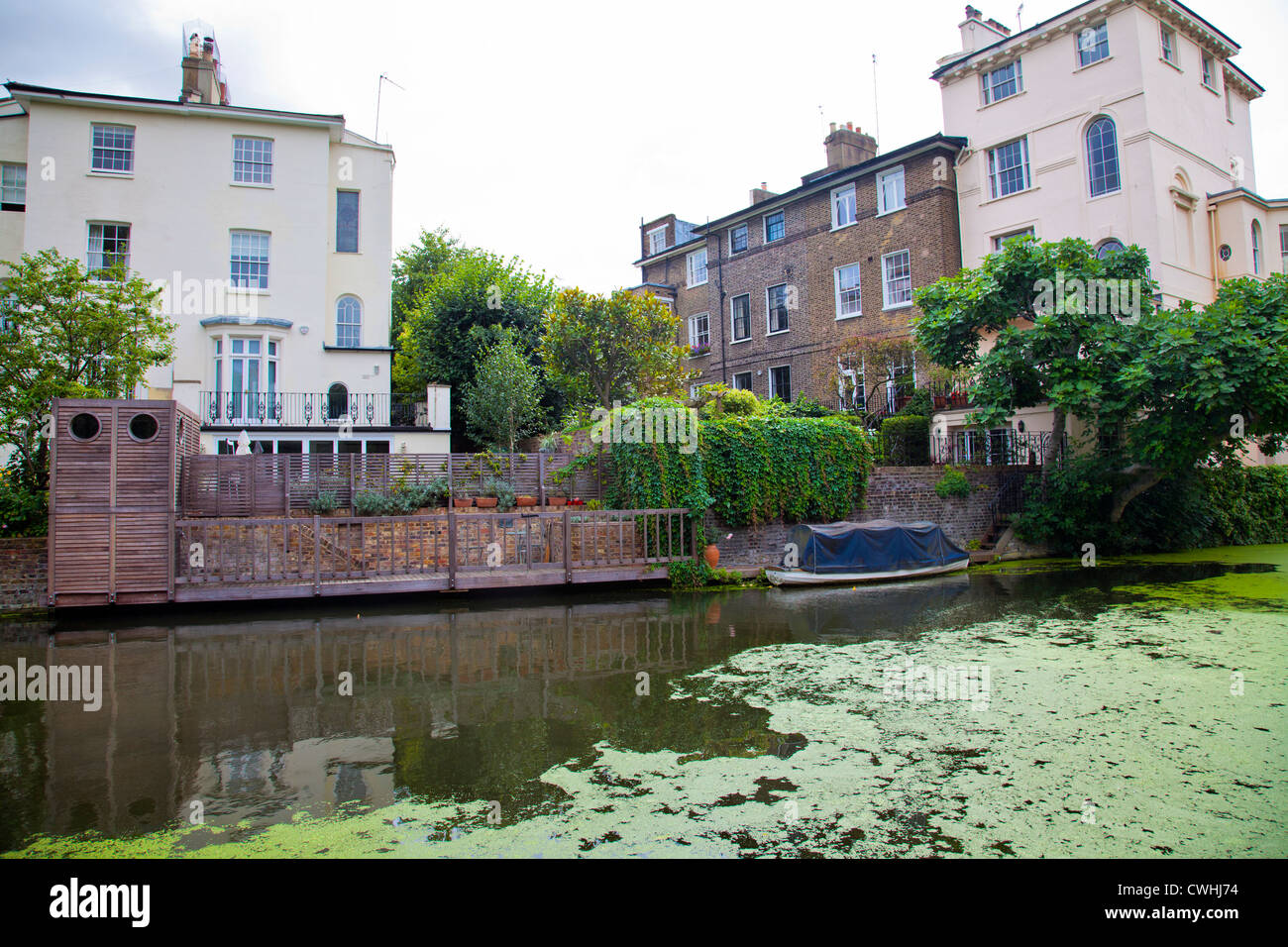 Canalside Living Stock Photos & Canalside Living Stock Images Alamy