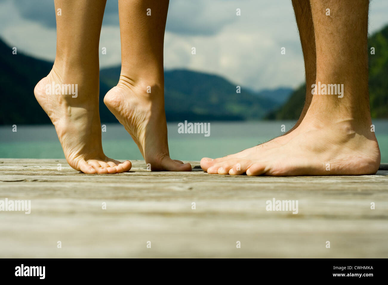 barefoot feet stretching size difference stock photo 50176542 alamy size difference