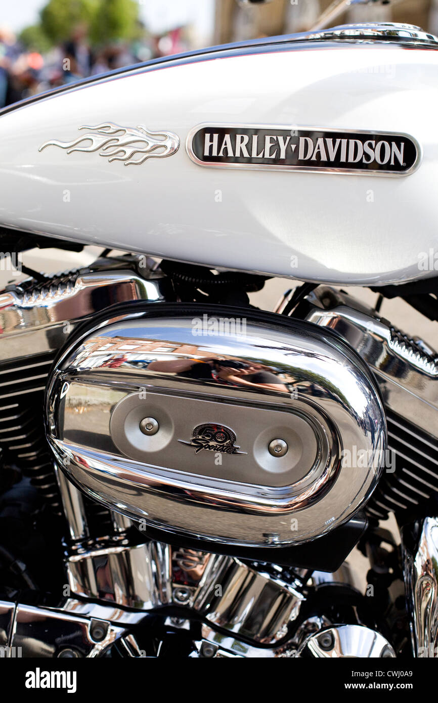 Harley Davidson spray painted "Remembrance Motorbike Stock Photo Alamy