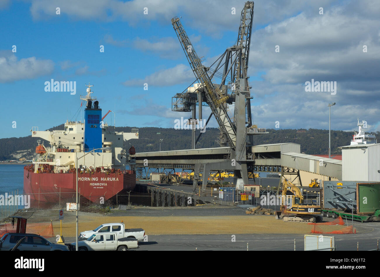 Morning Haruka at the Port of Burnie No. 5 Berth, which has a bulk ore loader for concentrates from the West Coast mines. The co Stock Photo