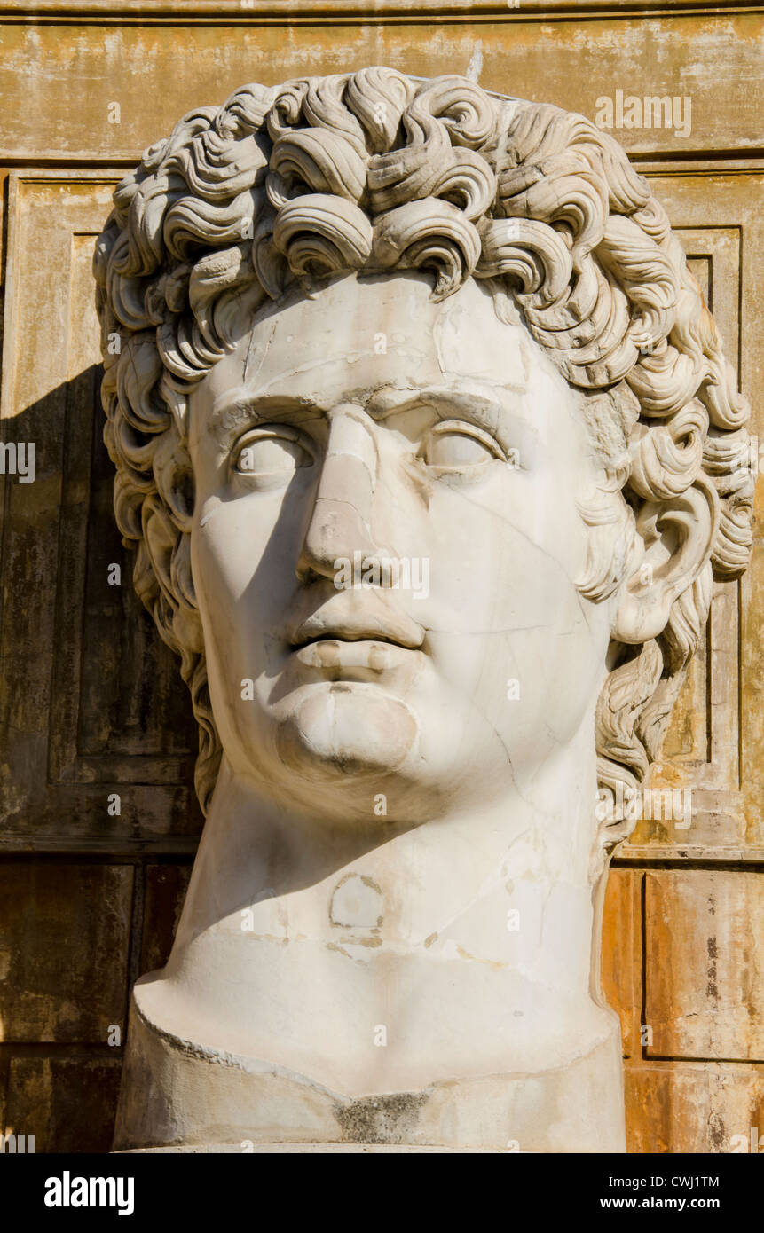 Big head statue italy hires stock photography and images Alamy