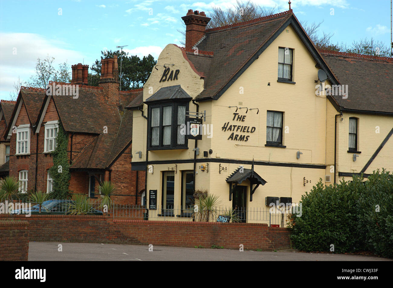 The Hatfield Arms, Great North Road, Hatfield, Hertfordshire, England, UK Stock Photo Alamy
