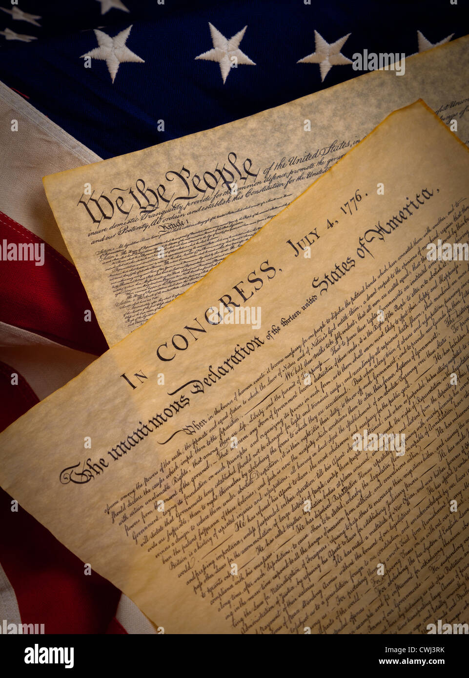 the declaration of independence and the constitution of the united states book
