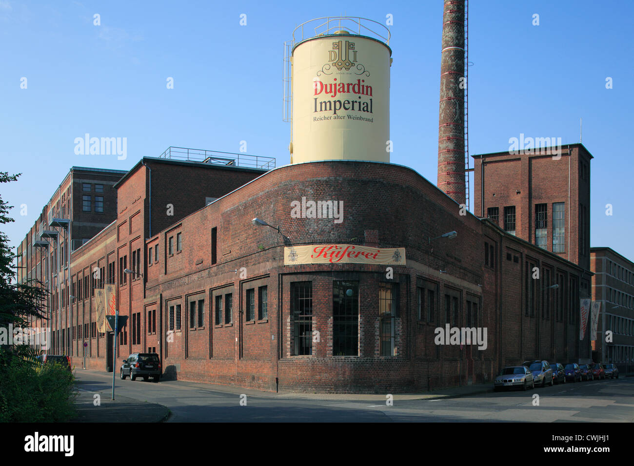 Fabrikgebaeude der Branntweinbrennerei Dujardin Imperial in Krefeld-Uerdingen, Niederrhein, Nordrhein-Westfalen Stock Photo