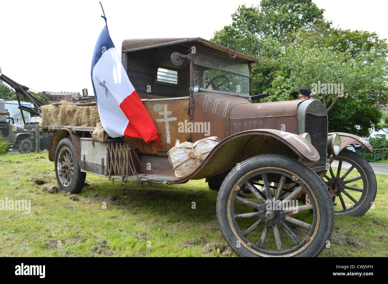 Old banger car hires stock photography and images Alamy