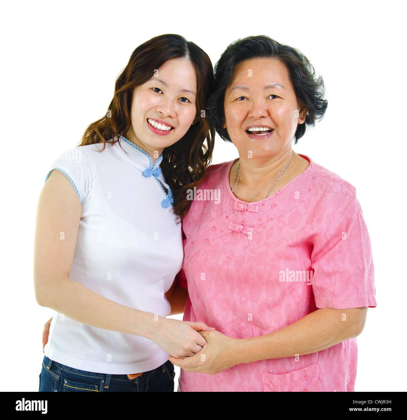 Японская мать и дочка. Мамы и Старшие Дочки. Мама и дочь картинки азиаты. Фото японских матери и дочери. Women with daughter White background.
