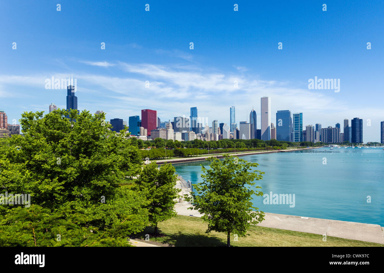 Chicago downtown lake michigan hi-res stock photography and images - Alamy