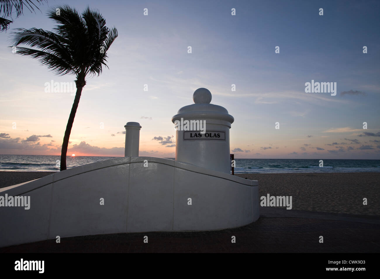 LAS OLAS BOULEVARD BEACH ENTRANCE WAVE WALL PROMENADE FORT LAUDERDALE FLORIDA USA Stock Photo