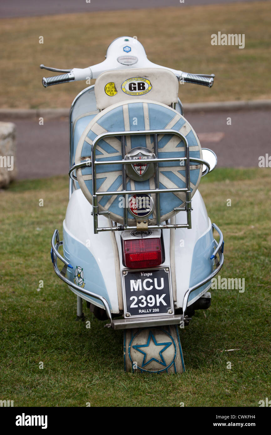 Vespa 200 hi-res stock photography and images - Alamy