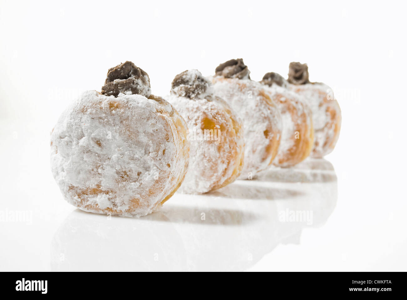 Temptingly hi-res stock photography and images - Alamy