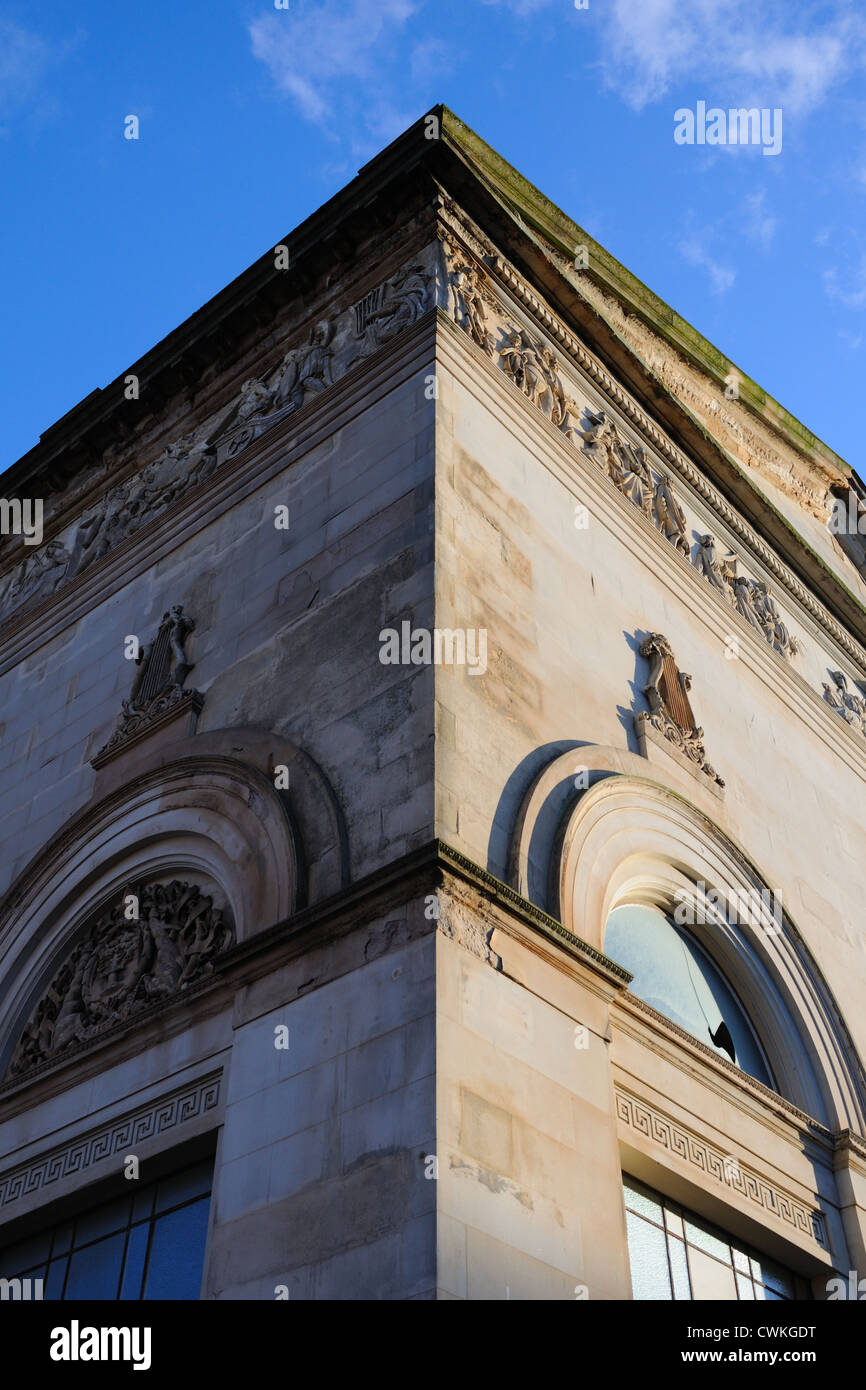 Decorative sandstone architecture in Glasgow, Scotland Stock Photo Alamy