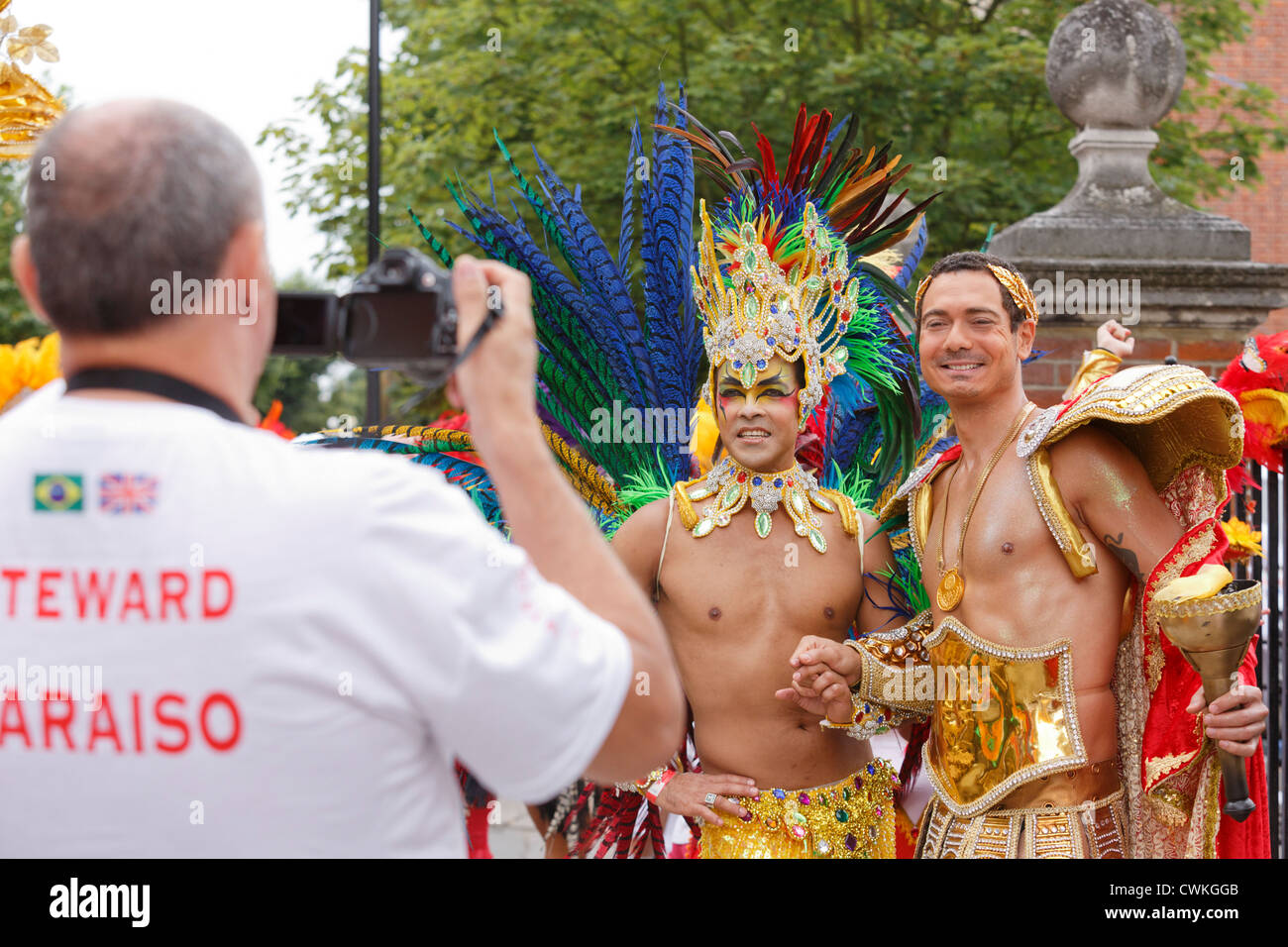 Male brazilian samba dancer notting hi-res stock photography and images ...