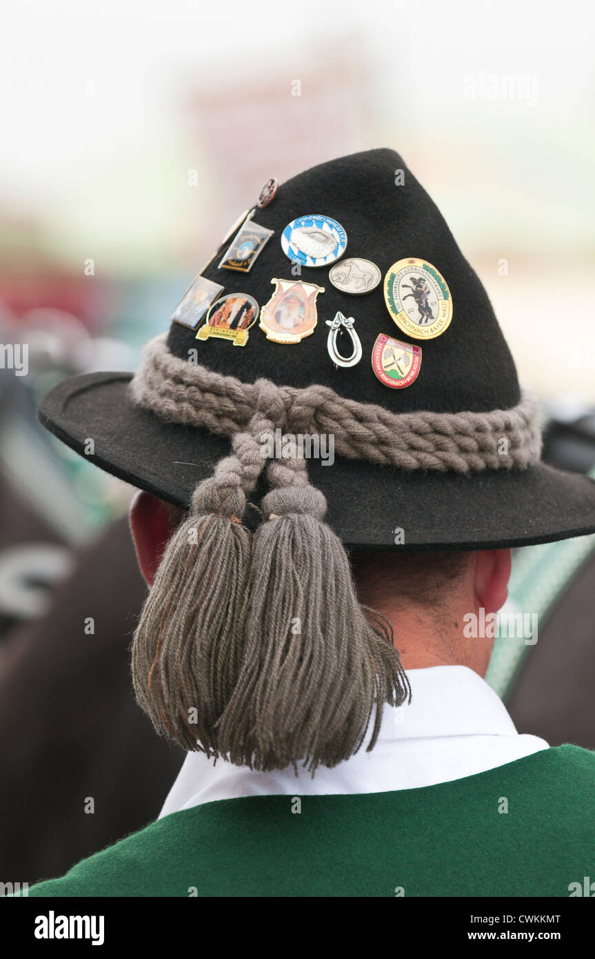 Man wearing german hat pins hires stock photography and images Alamy