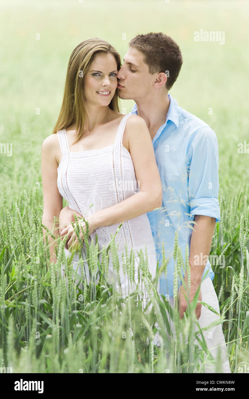 Romantic couple kissing in corn hi-res stock photography and images - Alamy