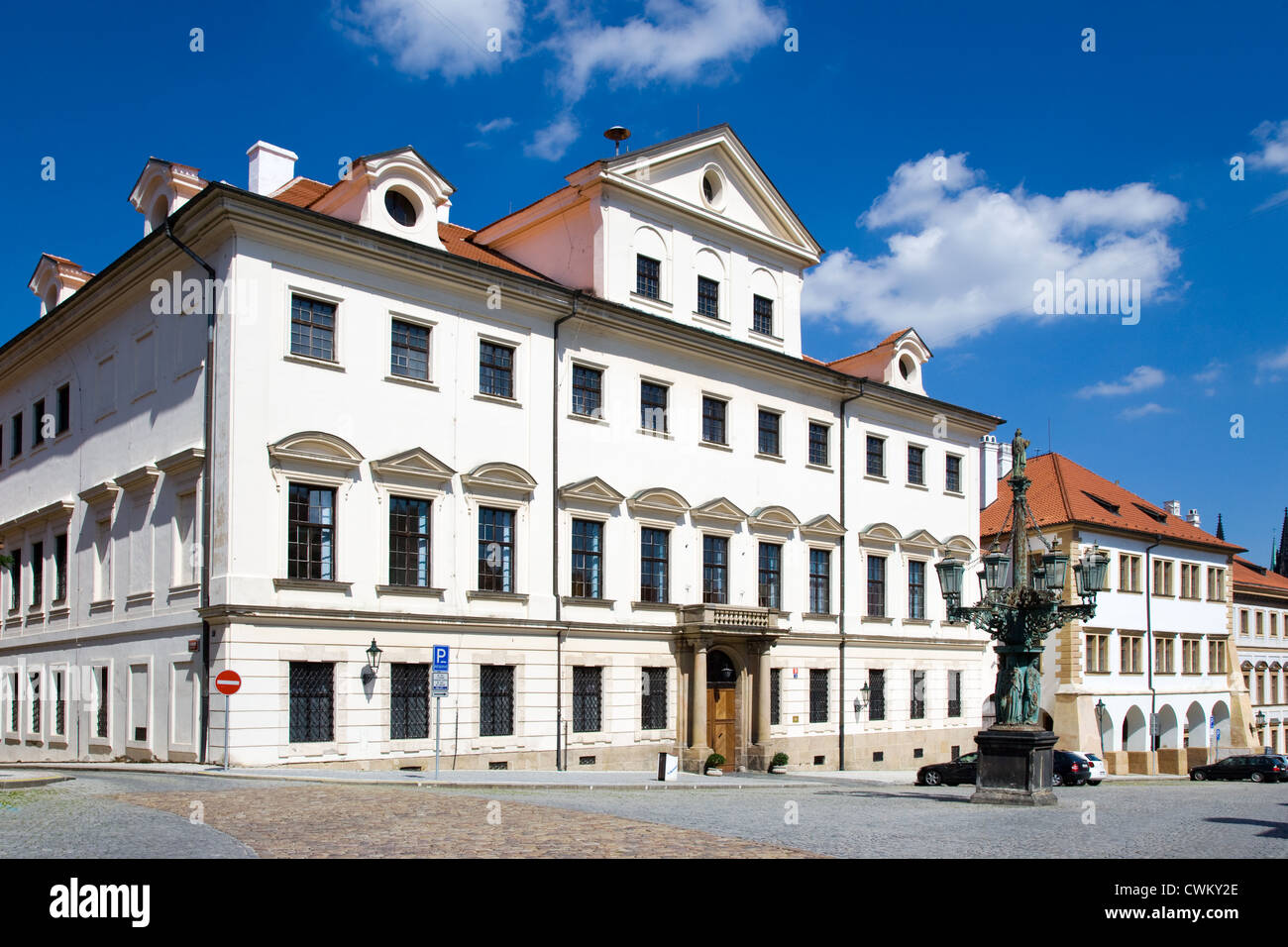 Ministerstvo obrany - hradni straz, Loretanska, Hradcany (UNESCO), Praha, Ceska republika Stock Photo