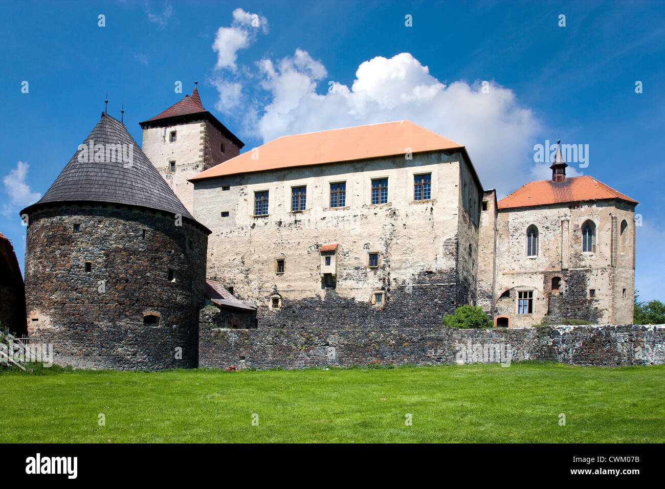 stredoveky vodni hrad Svihov u Klatov, Ceska republika Stock Photo - Alamy