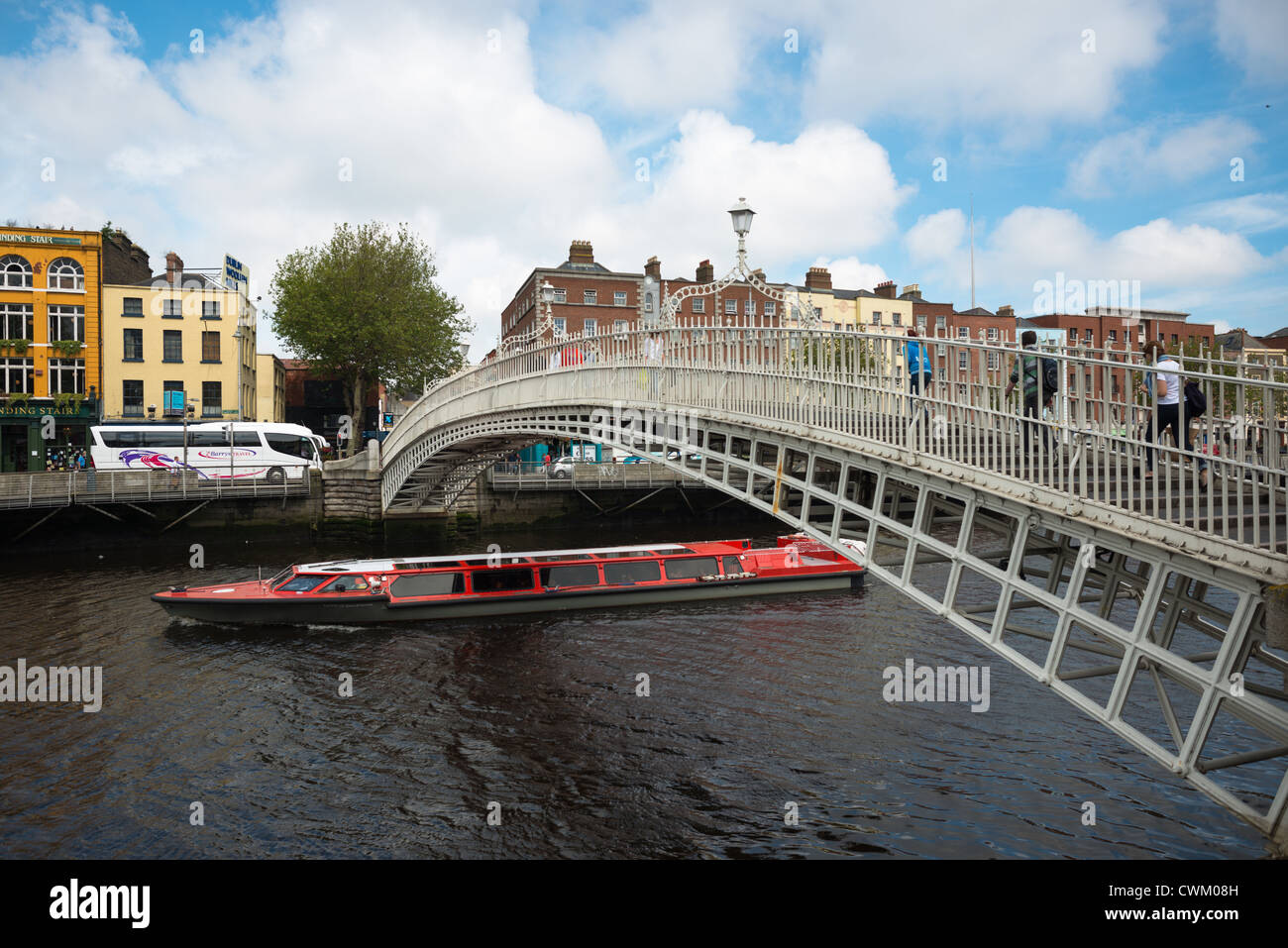 View along river liffey hi-res stock photography and images - Alamy