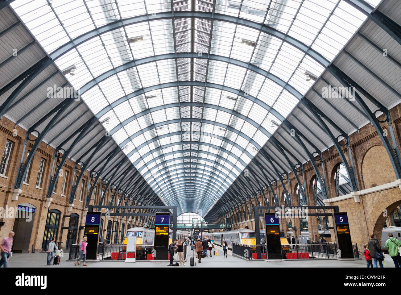 England, London, Kings Cross, Kings Cross Station Stock Photo Alamy