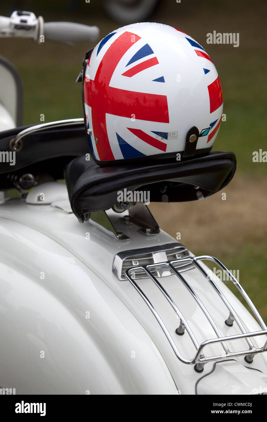Union jack helmet hi-res stock photography and images - Alamy