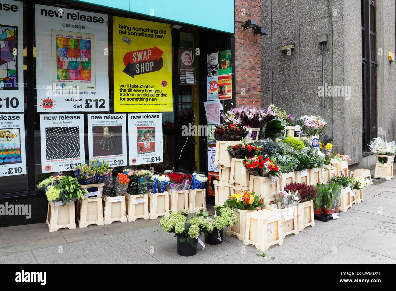 Flower Stall on Byres Road in the West End of Glasgow, Scotland, UK