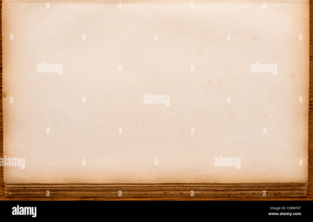 Old grungy paper hi-res stock photography and images - Alamy