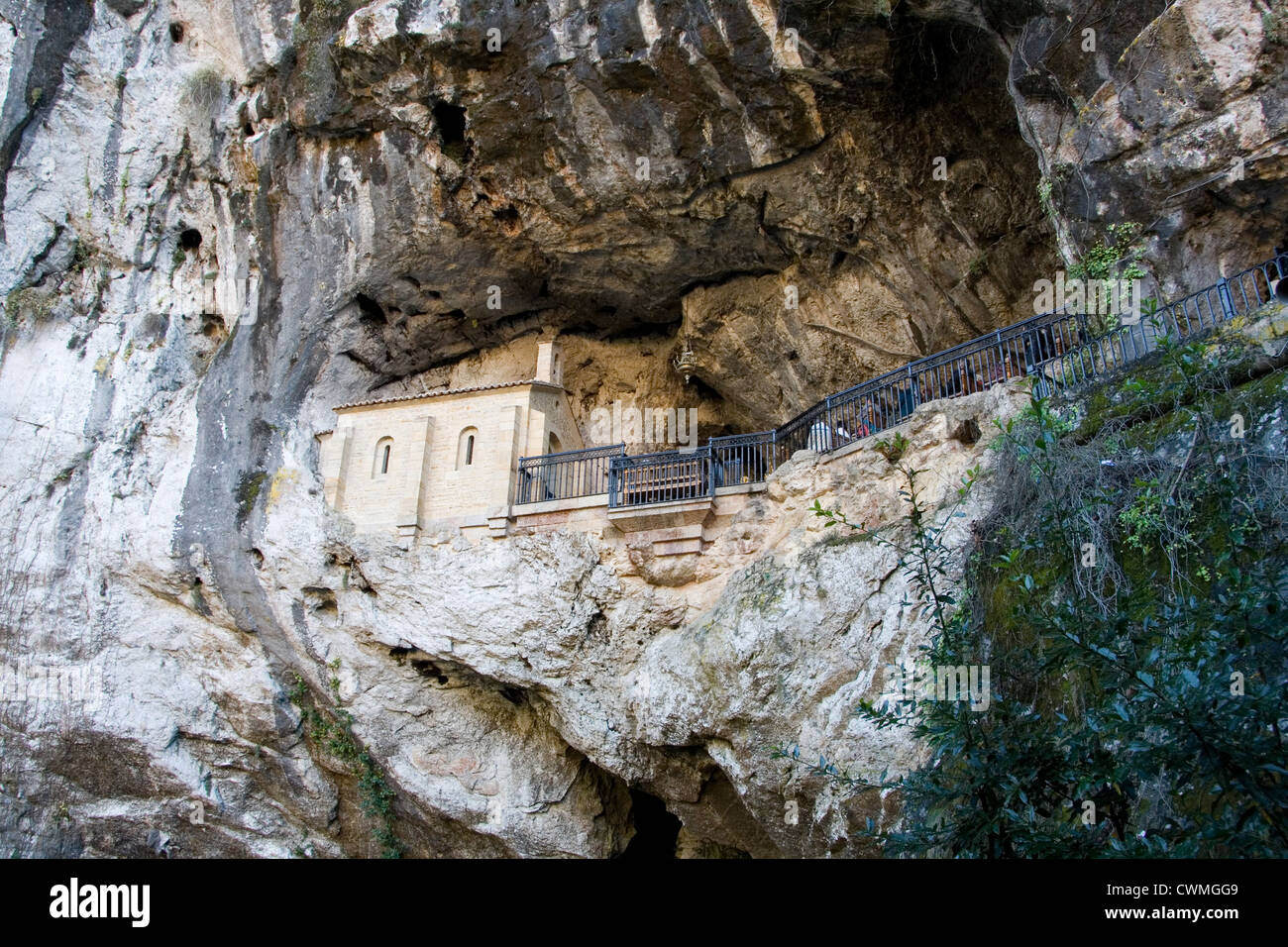Cave hermitage hi-res stock photography and images - Alamy