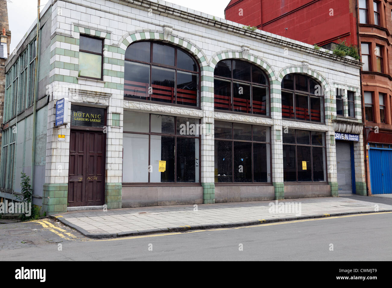 Botanic Gardens Garage dating from the early 1900's with a faience tile