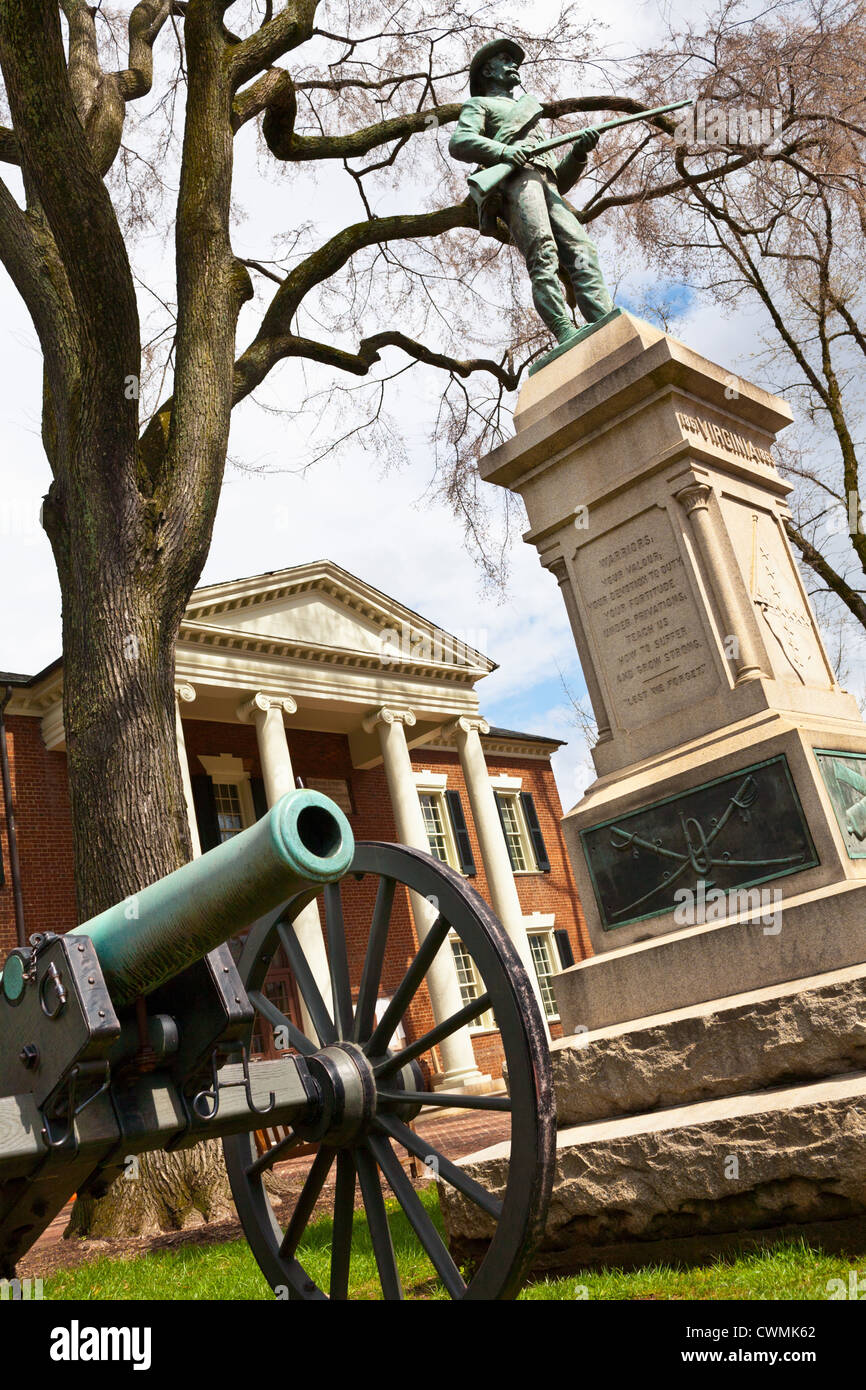 Confederate Soldier Monument, Court Square, Charlottesville, Virginia