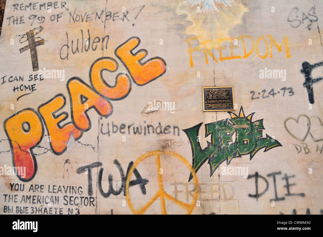USA Illinois, Dixon. Replica of a section of the Berlin wall in East