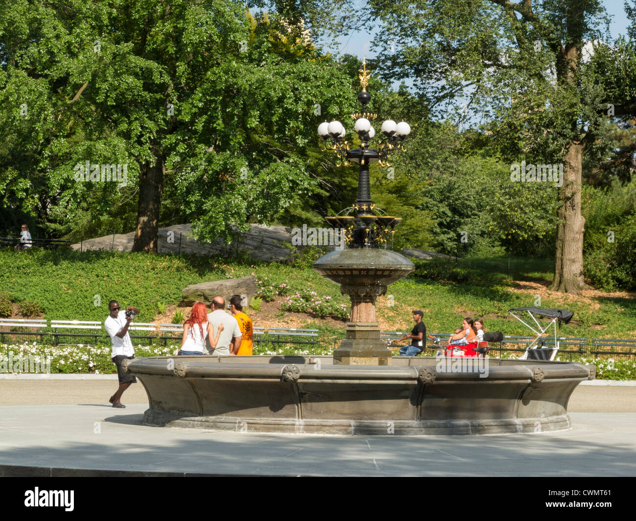 Fountain, Cherry Hill, Central Park, NYC Stock Photo Alamy