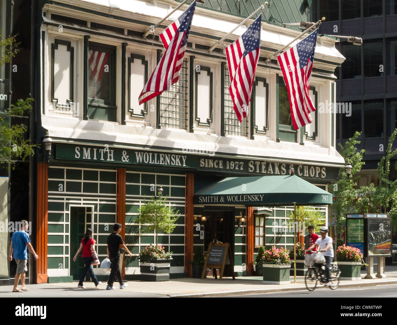 Smith And Wollensky Hi res Stock Photography And Images Alamy Smith and wollensky hi res stock photography and images alamy