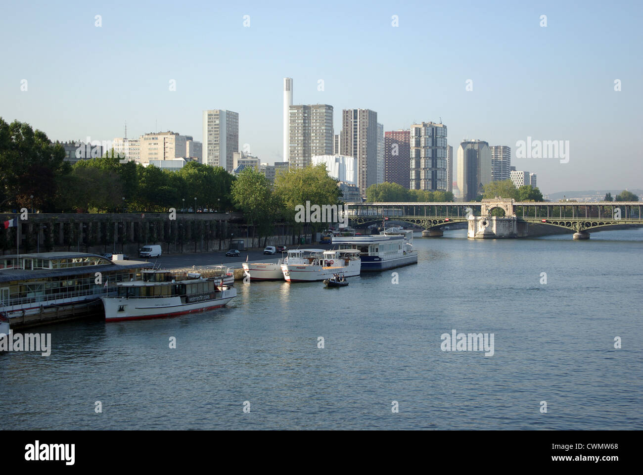 Paris, view froma Pont D'lena Stock Photo - Alamy