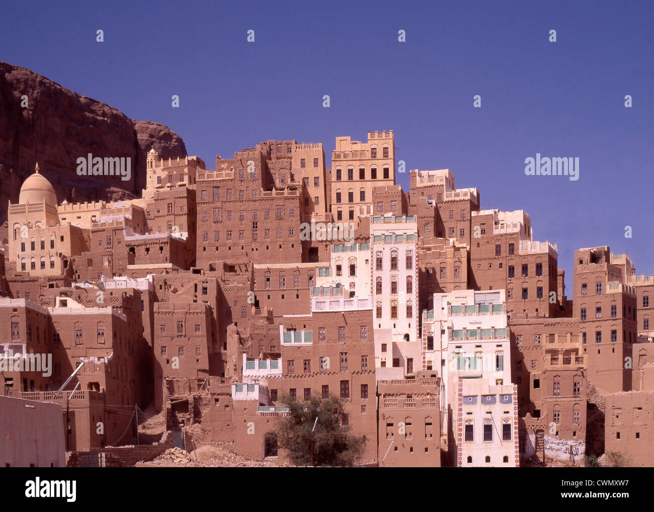 Yemen, Hadramawt province, Wadi Doan, village Stock Photo - Alamy