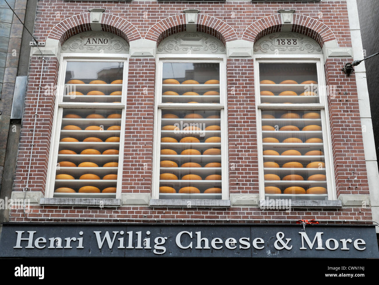 outside of dutch cheese gouda shop henri willig sell sale selling food