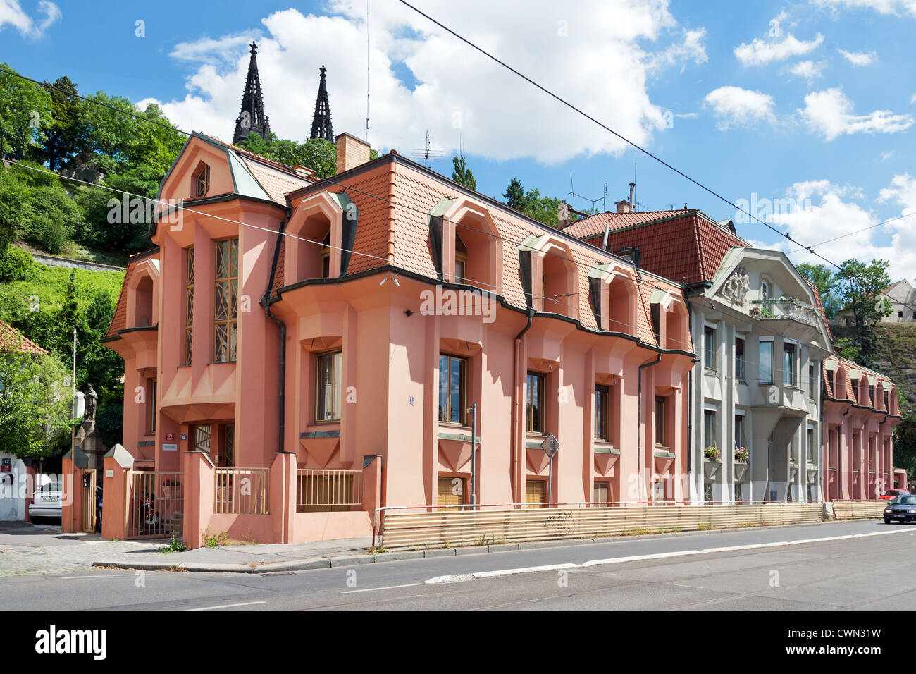 Kubisticke domy u Bayeru,  Rasinovo nabrezi, Praha, Vysehrad, Ceska republika Stock Photo