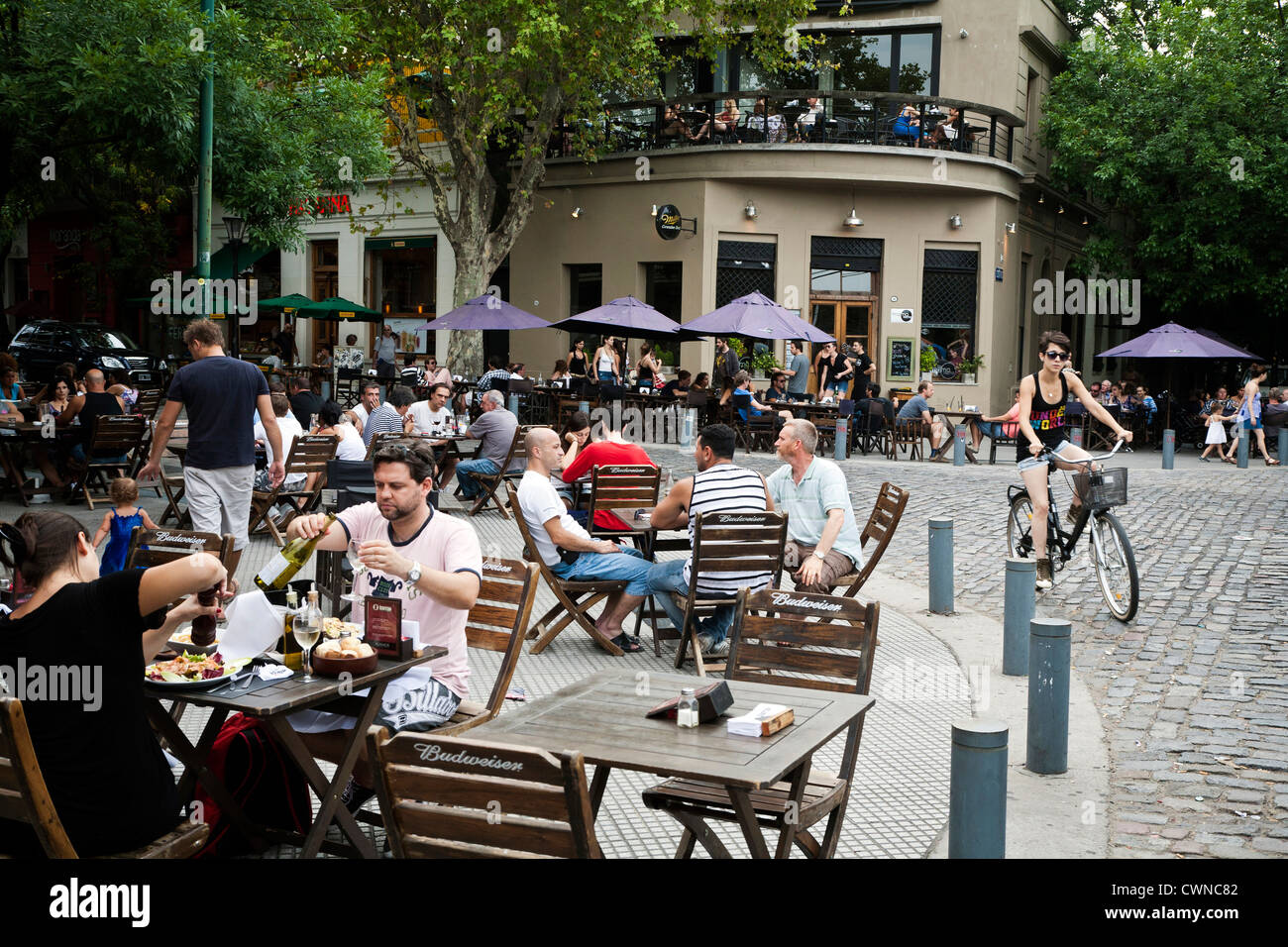 Street scene in the trendy neighbourhood of in Palermo Soho full with cafes and restaurants, Buenos Aires, Argentina. Stock Photo