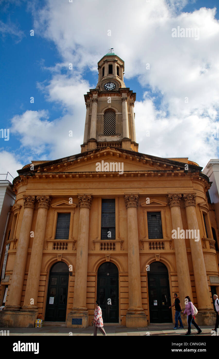 St Peters Church on Kensington Park Rd - Nottinghill - London W11 - UK Stock Photo