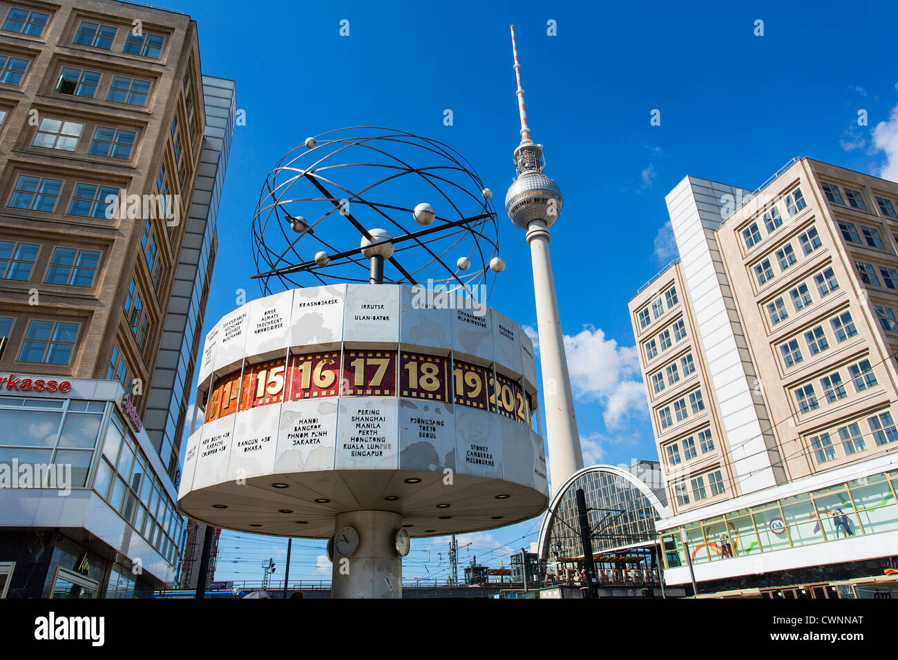 Spezialisieren Cafeteria Großhirn reserved berlin alexanderplatz ...