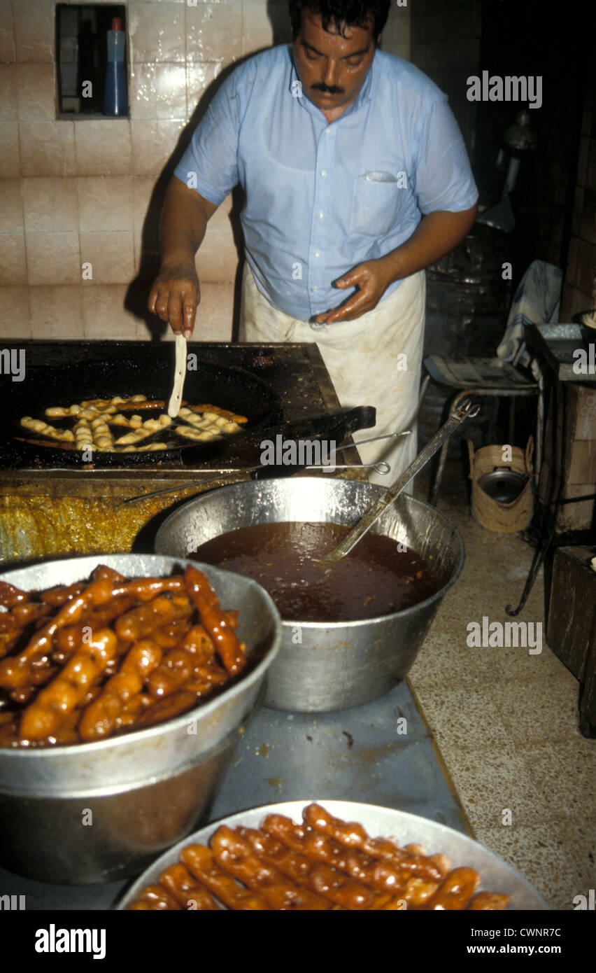 Sweetmeat Shop High Resolution Stock Photography And Images Alamy Sweetmeat Shop High Resolution Stock Photography And Images Alamy