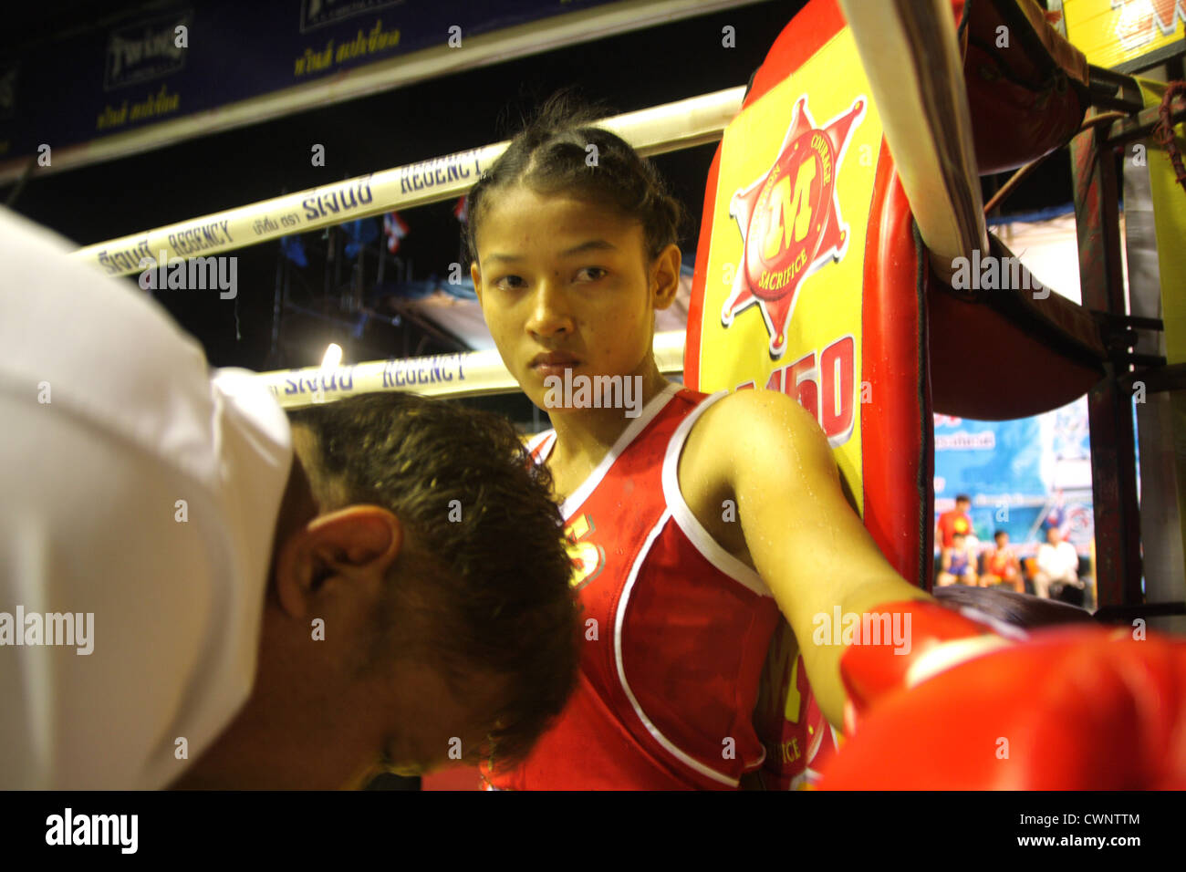 Muay Thai female fighter on ring Stock Photo Alamy