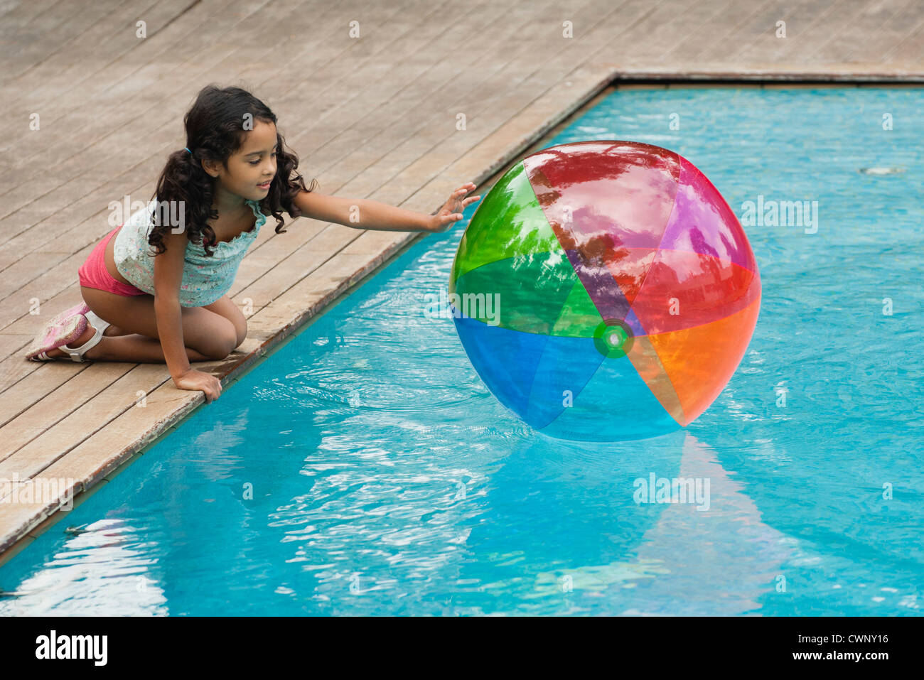 Pool Crounching Kids Playing Pool High Resolution Stock Photography and Images - Alamy