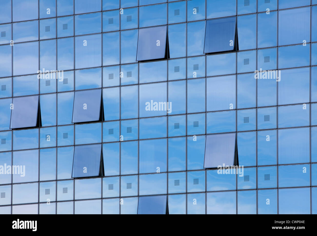 Glass cladding hi-res stock photography and images - Alamy