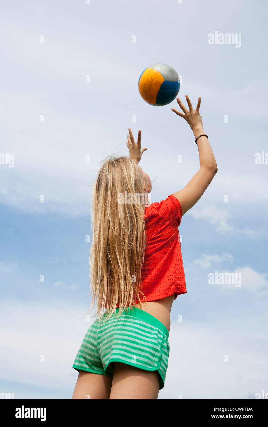 Volley girls hi-res stock photography and images - Alamy