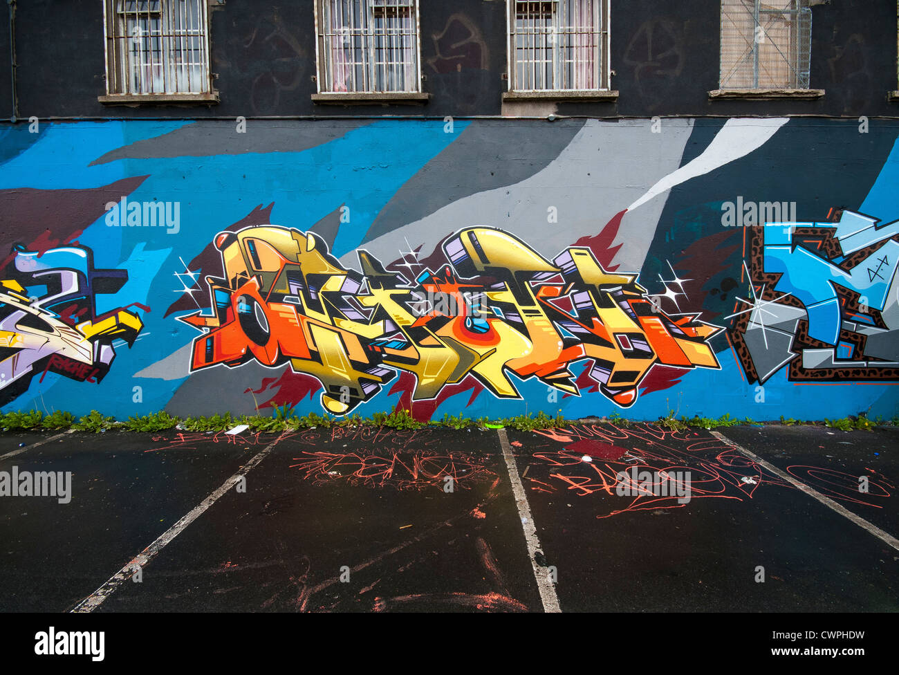 Graffiti parking hi-res stock photography and images - Alamy