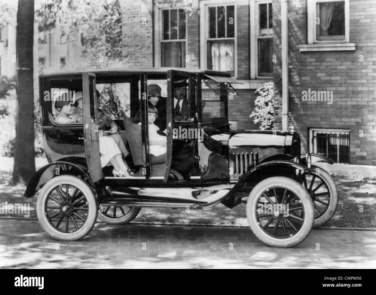 Quarter side view of a Ford sedan, 1923 Stock Photo