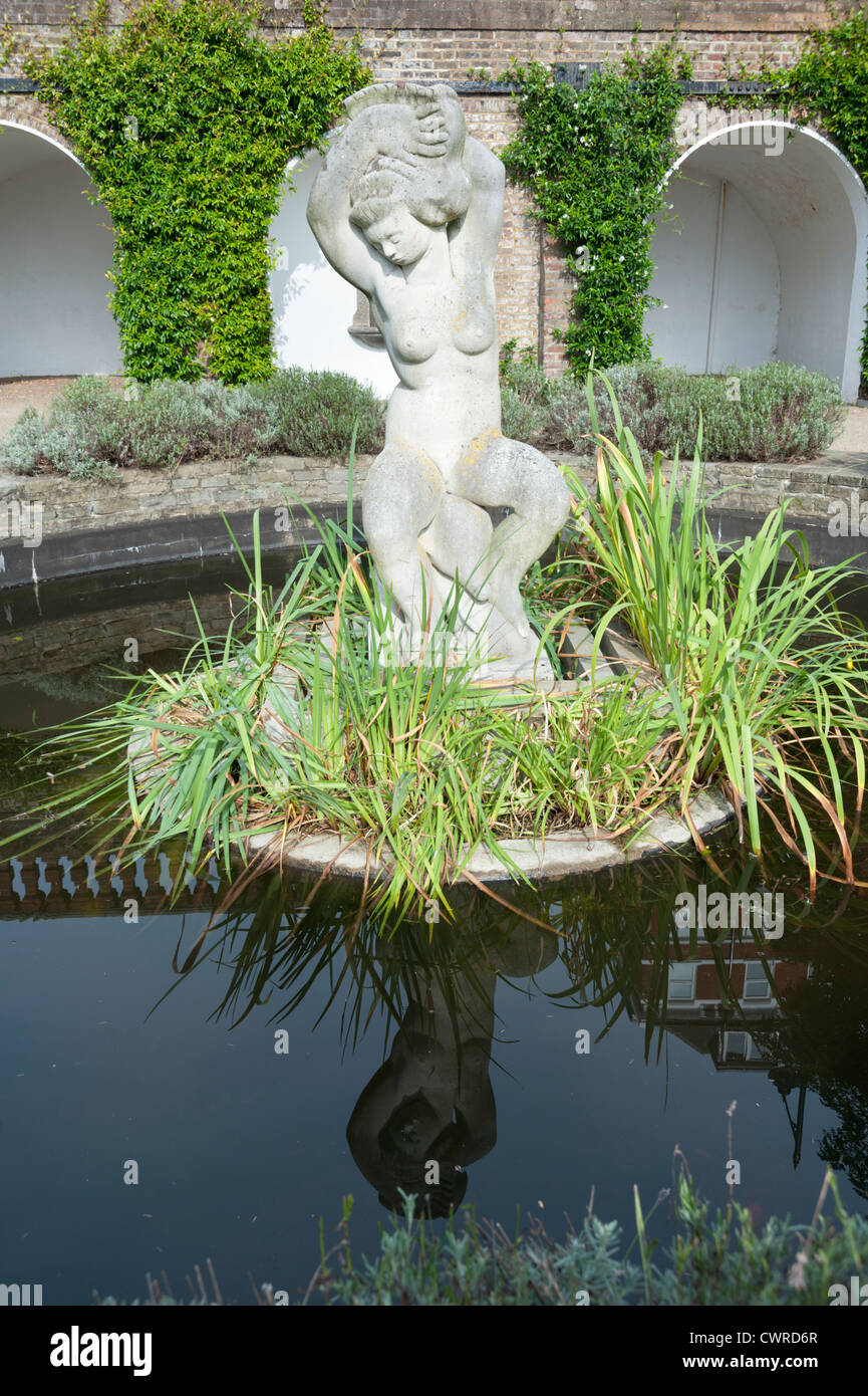 Statue of Aphrodite or Bulbous Betty at Richmond Hill Terrace Gardens